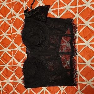 NWOT Black Victoria's Secret Stapless Lace Zip up Corset with straps included